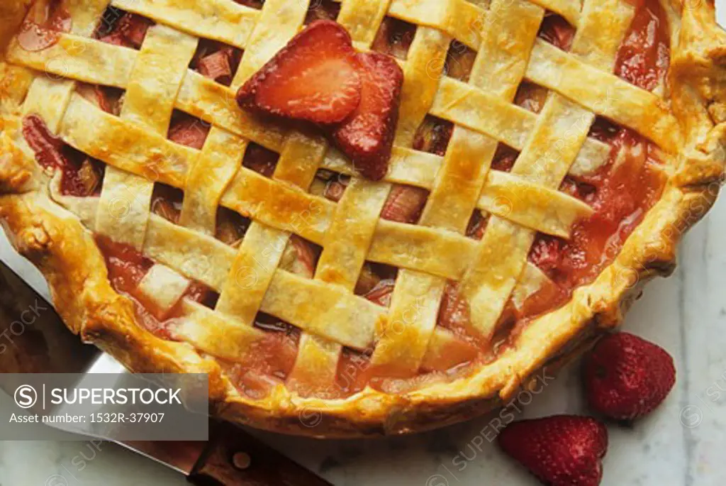 Strawberry Rhubarb Pie, From Above