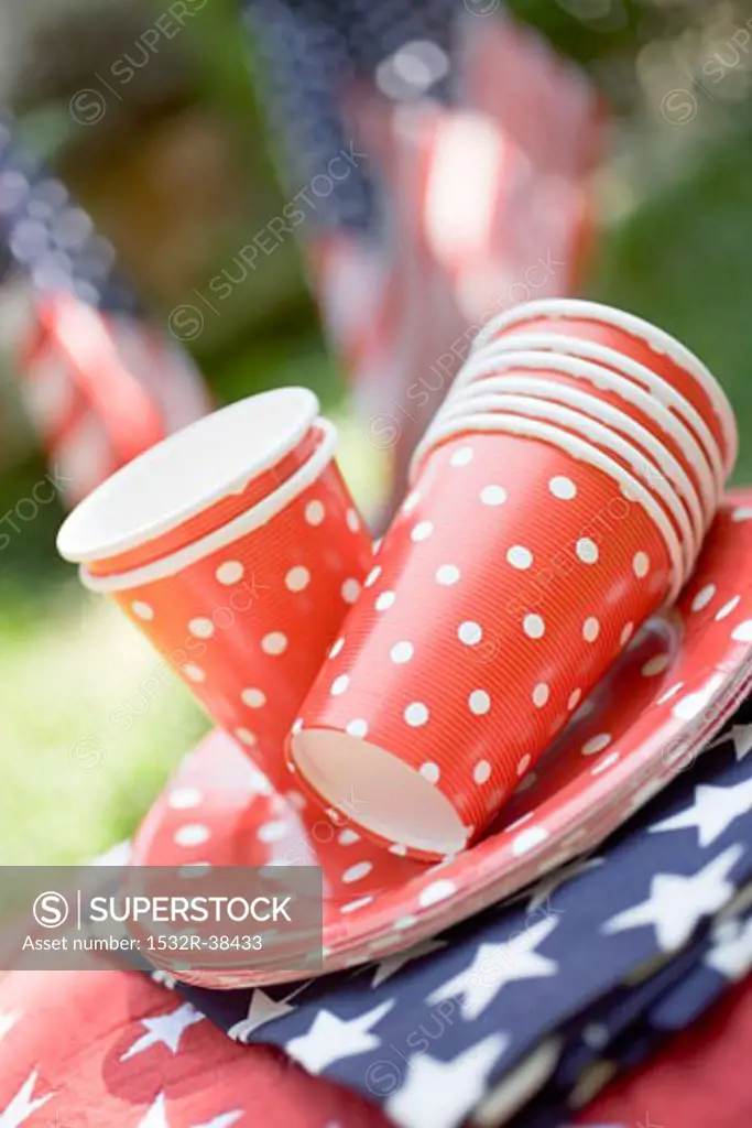 Paper cups, plates and napkins for the 4th of July (USA)