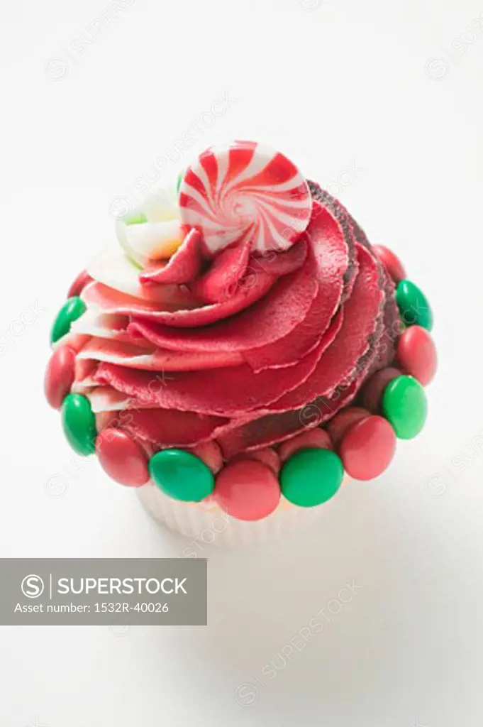 Cupcake, decorated with Christmas sweets