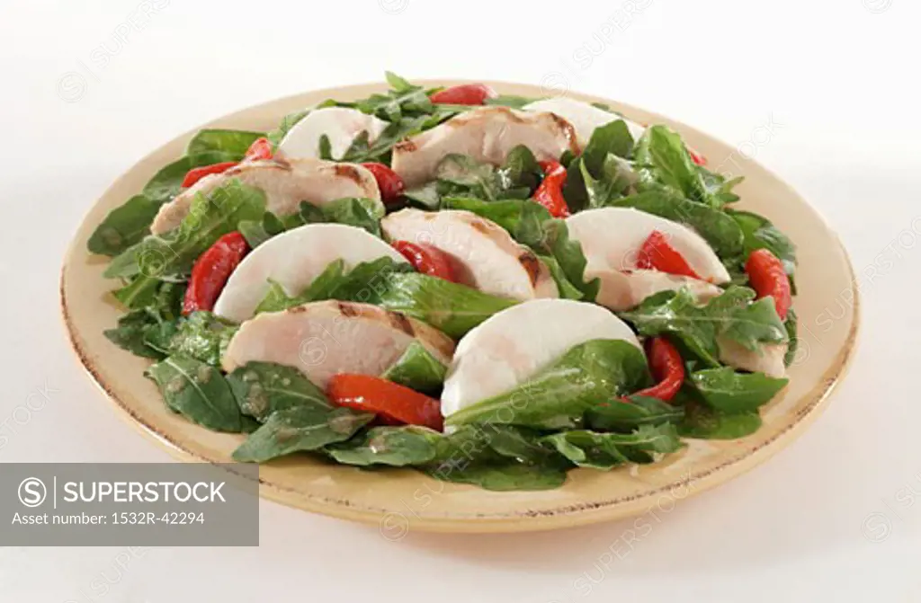 Grilled Chicken and Arugula Salad with Red Peppers and Mozzarella
