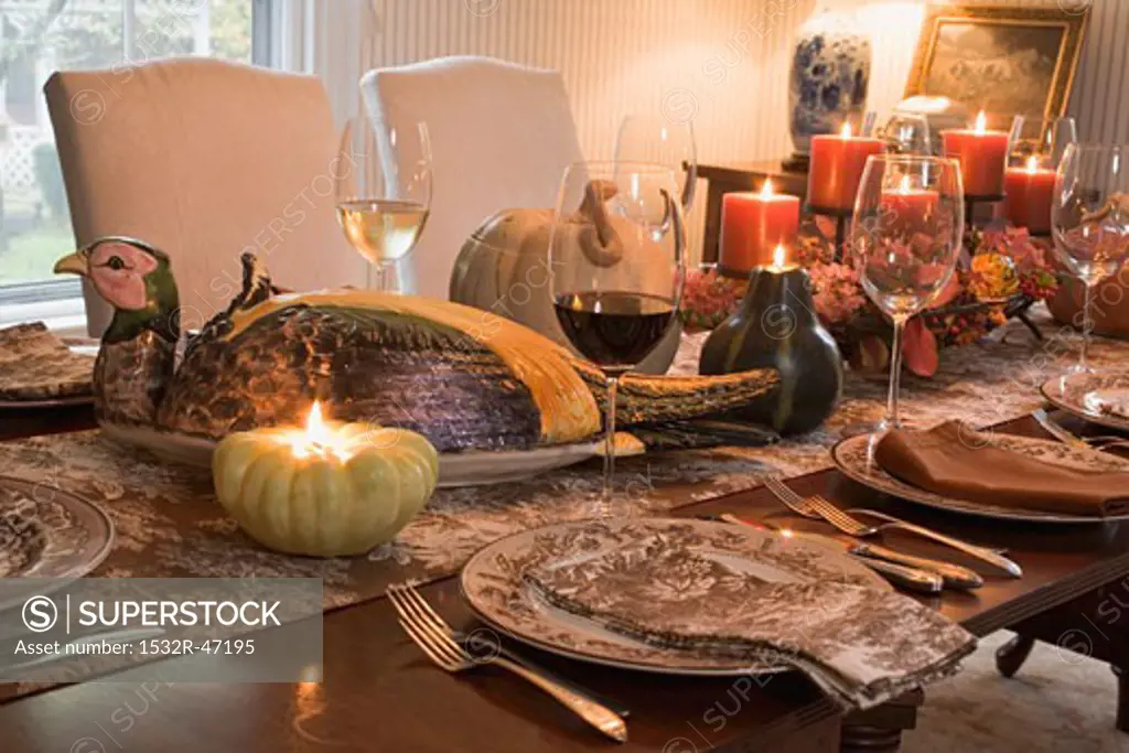 Festive table laid for Thanksgiving (USA)