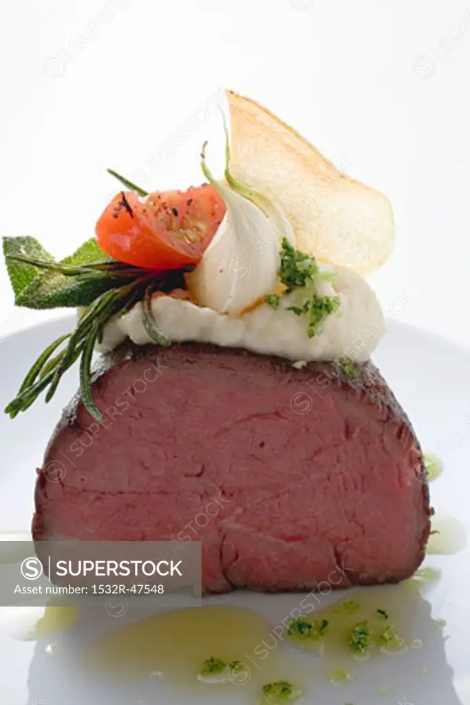 Roast fillet of beef with mashed potato