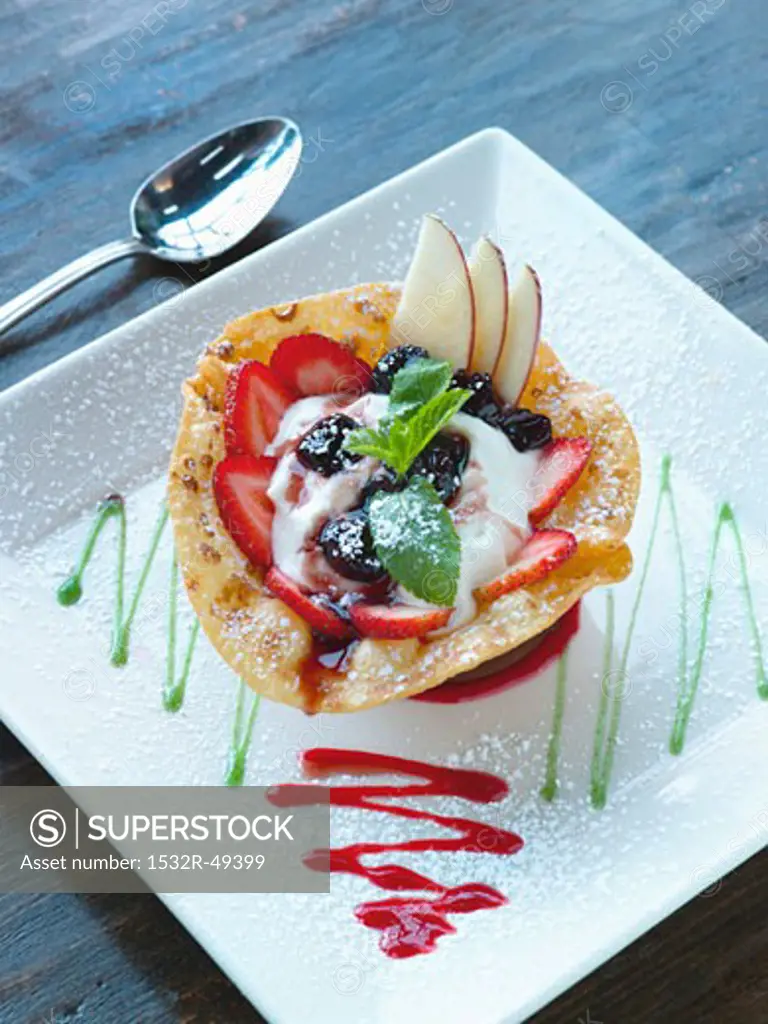 Pastry Shell Filled with Fresh Fruit and Yogurt