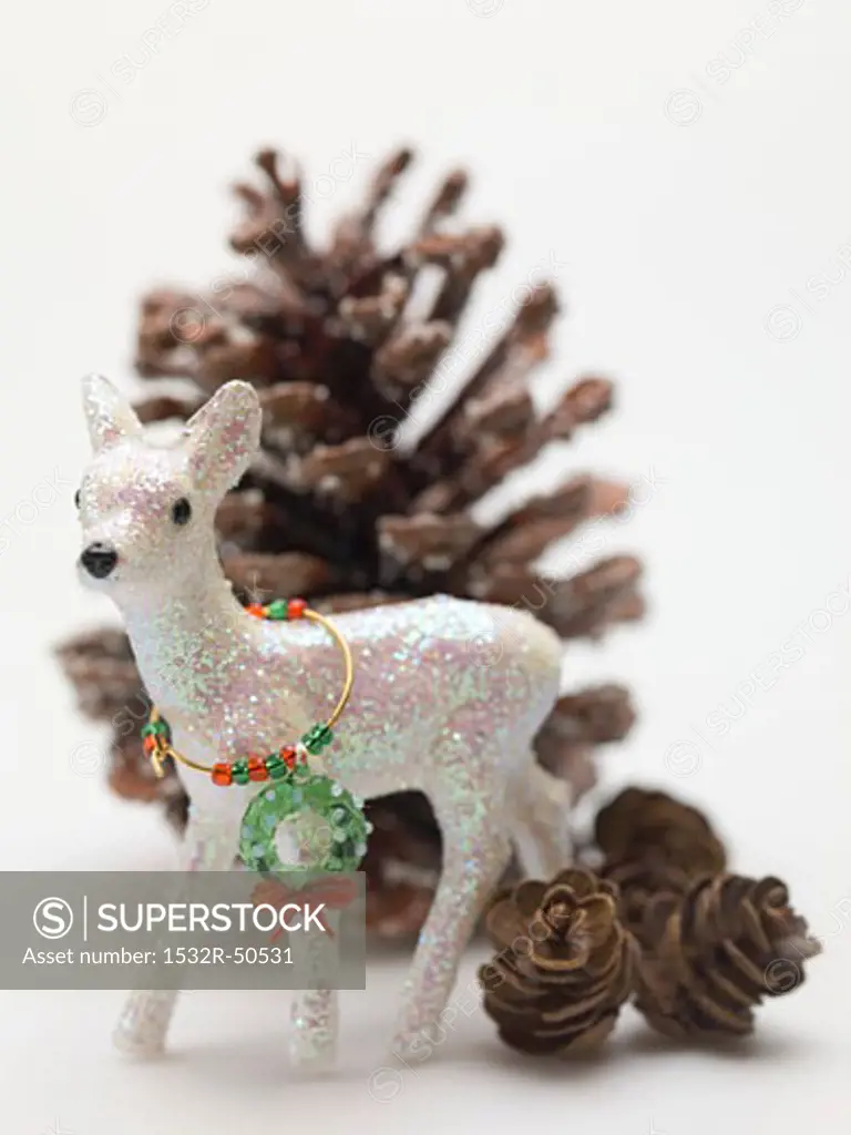 Christmas decorations (deer and cones)