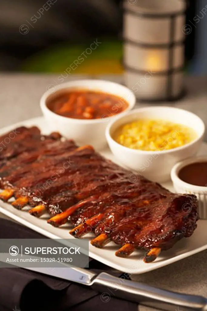 Spare Ribs with Baked Beans and Creamed Corn