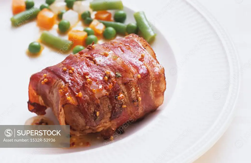 Bacon-wrapped pork fillet