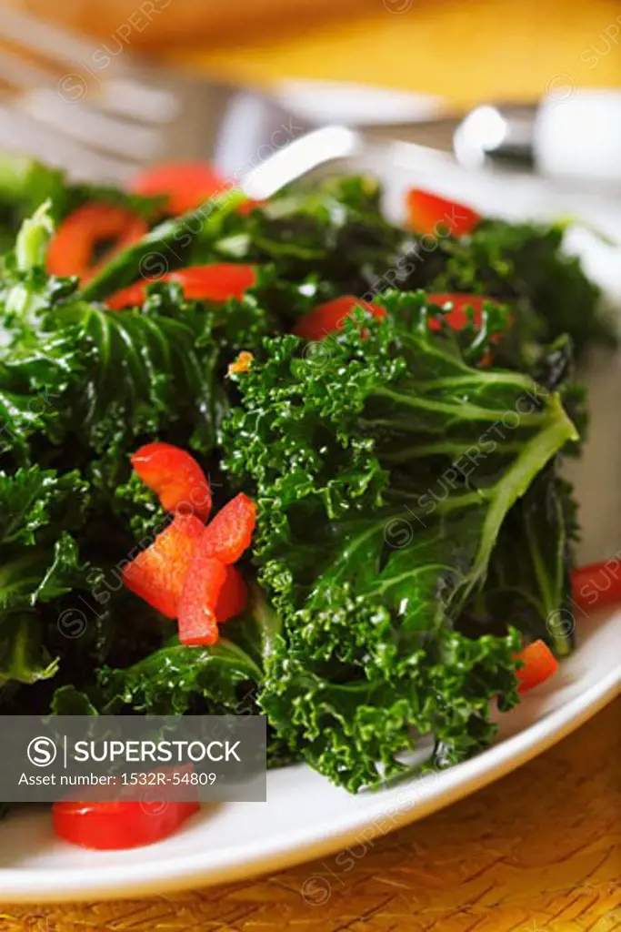 Fresh Sauteed Kale with Chopped Red Pepper