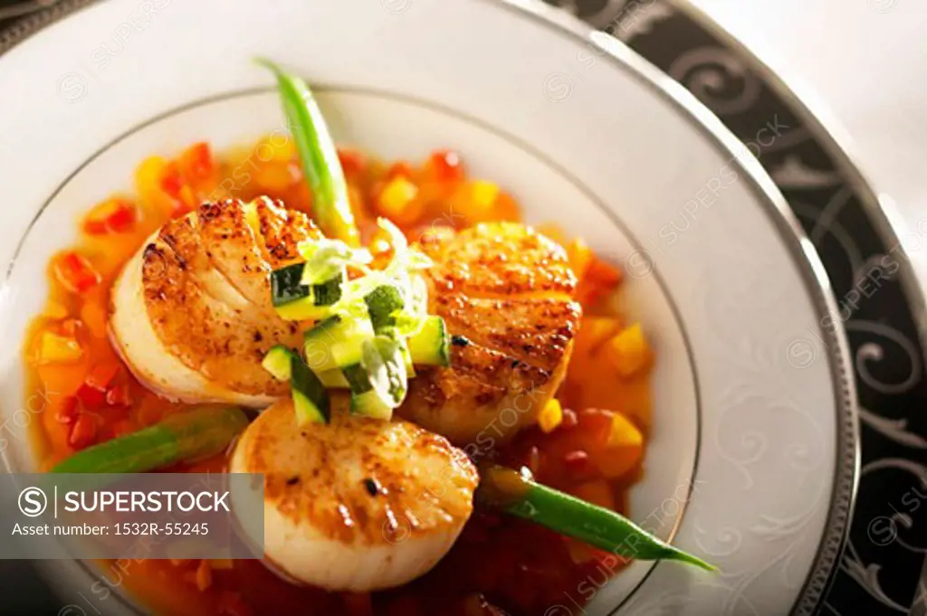 Seared Sea Scallops with Green Beans and Orange Sauce