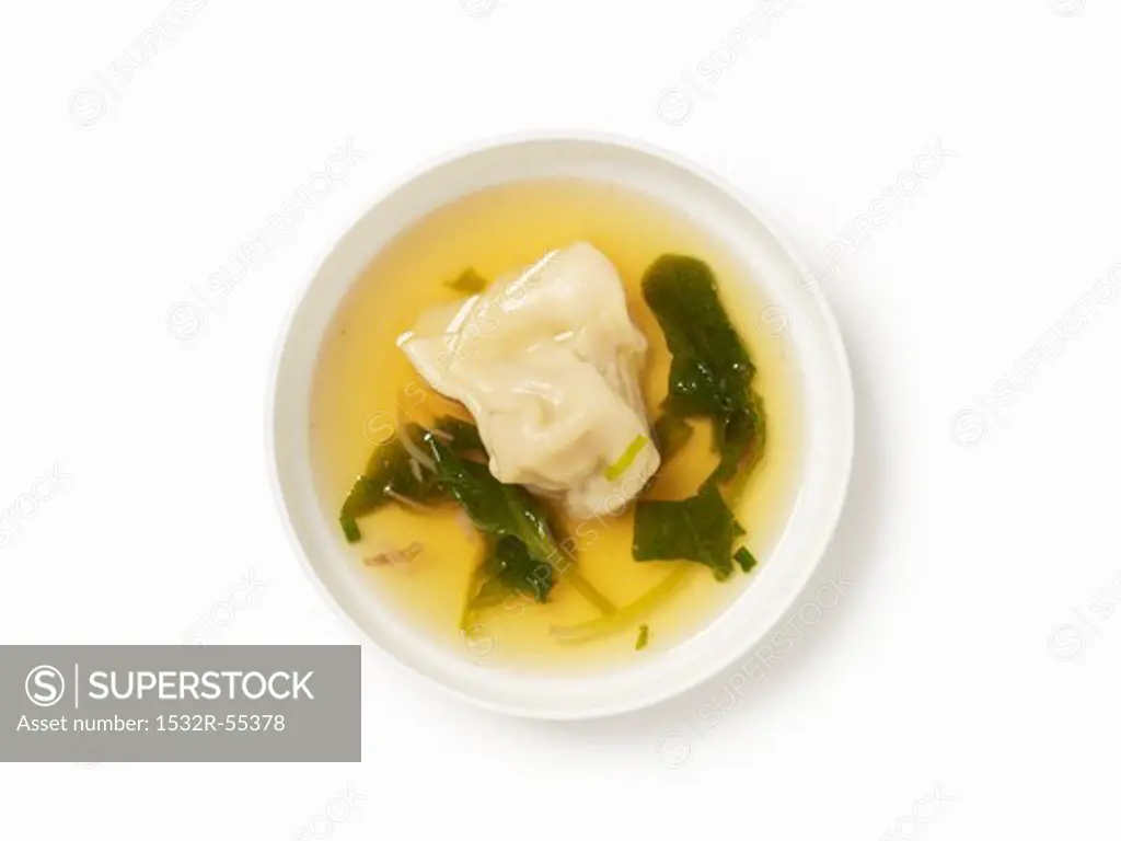 Won-ton soup, seen from above (Asia)