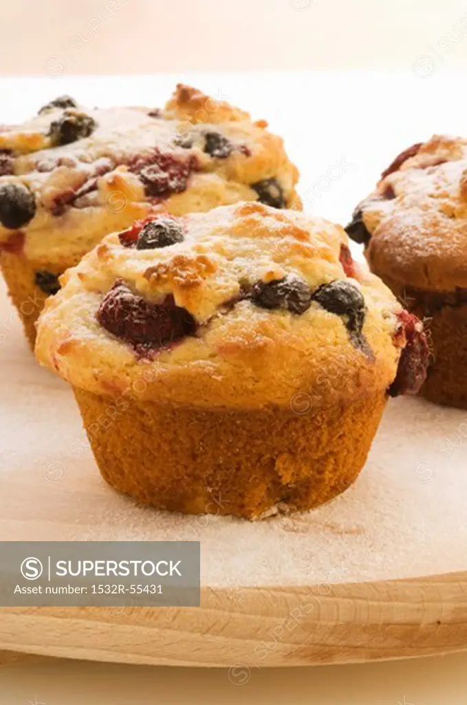 Berry muffins (close-up)