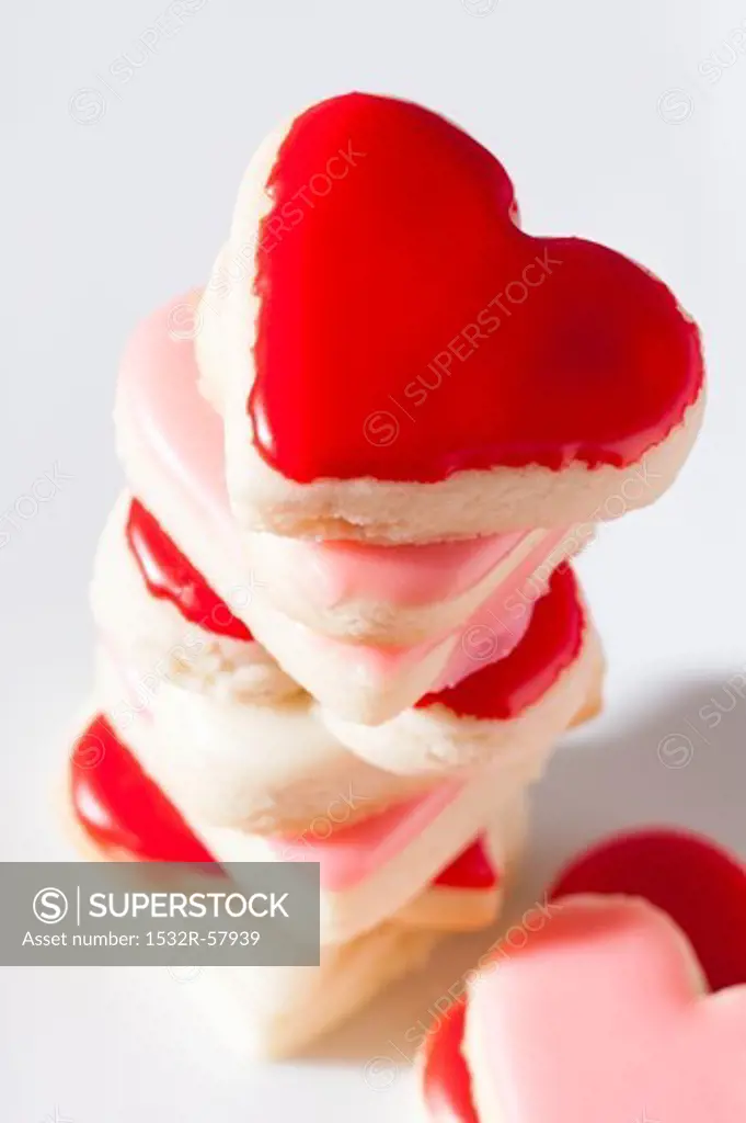 Iced heart-shaped biscuits, stacked
