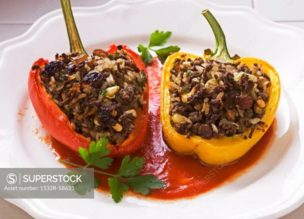 Stuffed peppers with lamb