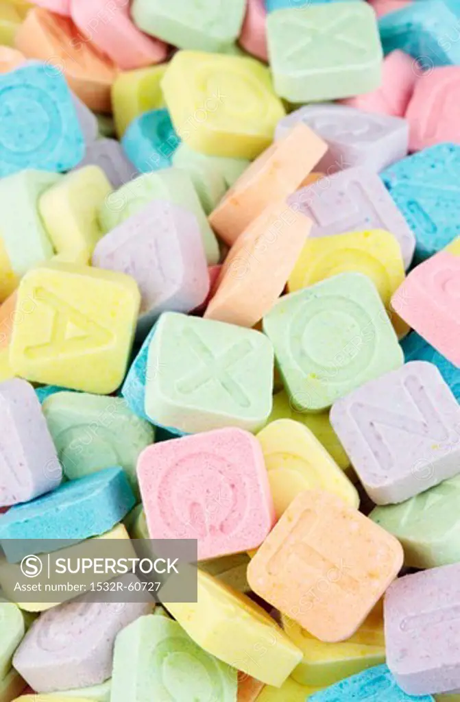 'Pop Rocks' in a variety of pastel colors