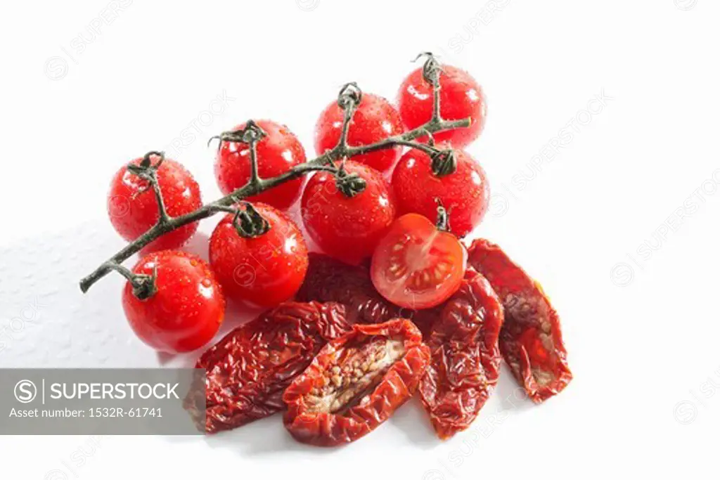 Fresh and dried tomatoes