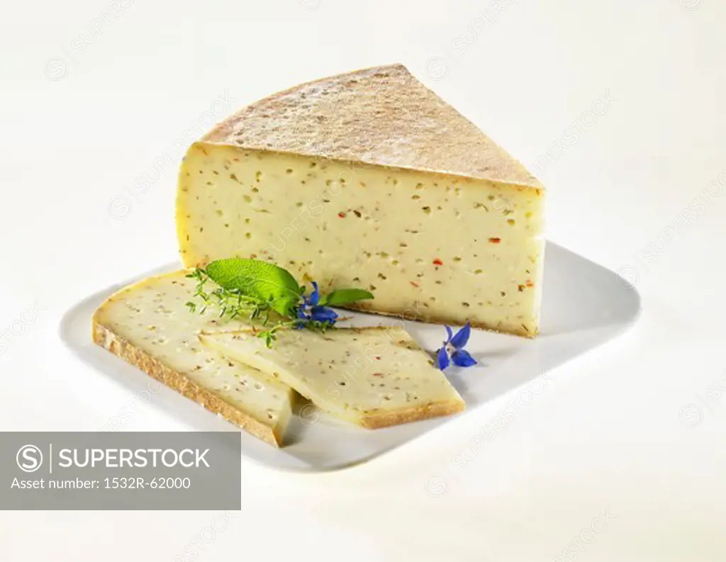 Lariano Speziato (Italian cheese)