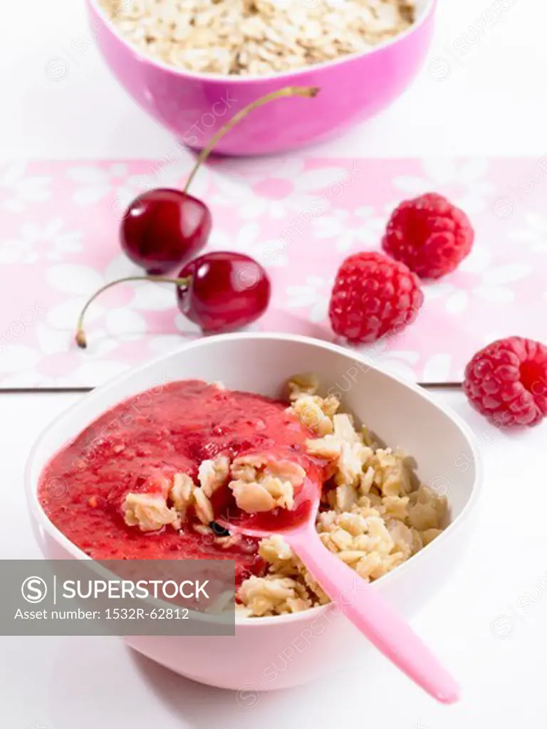 Oats with a raspberry and cherry purée