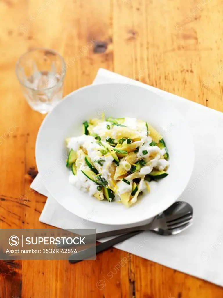 Shell pasta with courgettes