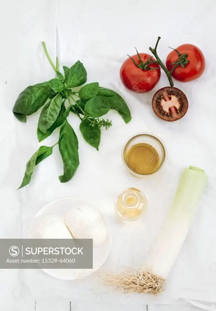 Ingredients for tomato and mozzarella salad