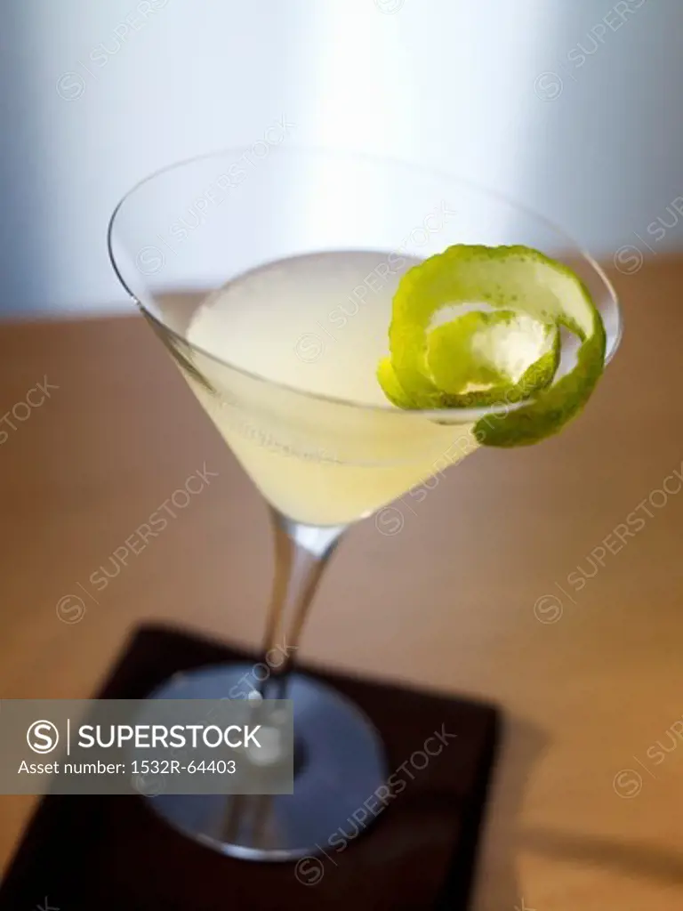 'Kamikaze' (cocktail with vodka and lime juice)