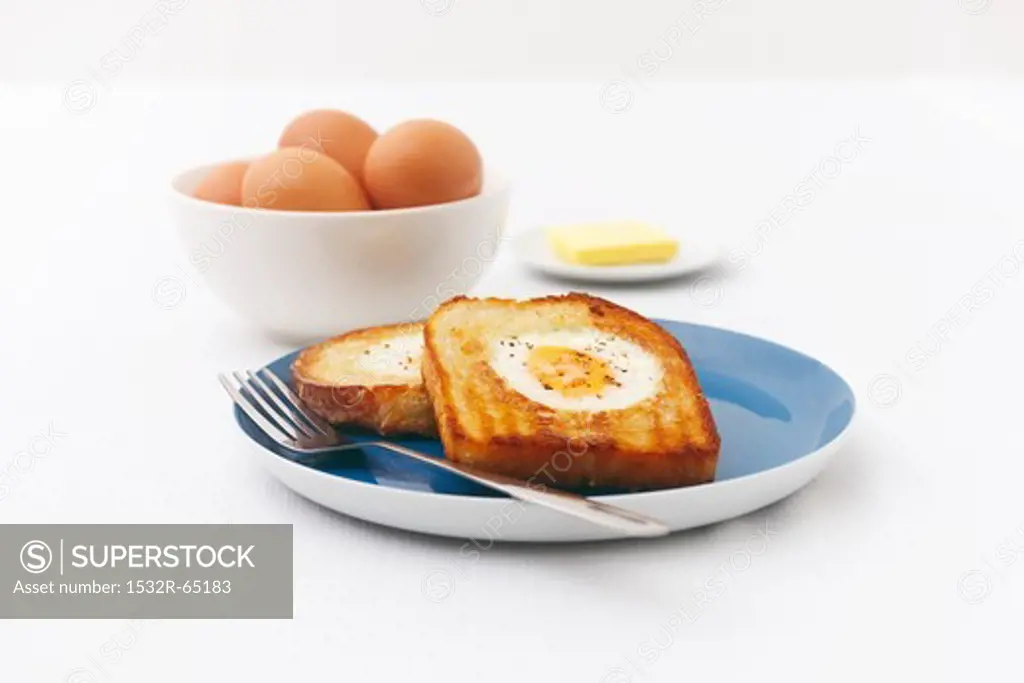 Fried egg in toast
