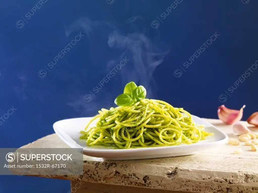 Spaghetti with basil pesto