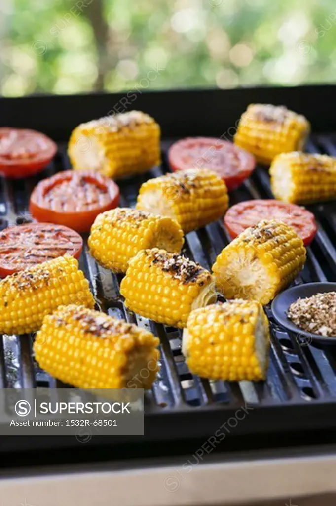 Corn on the Cob on the Grill; Halved Tomatoes