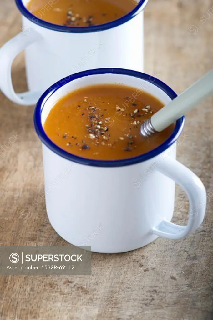 Carrot soup with coriander