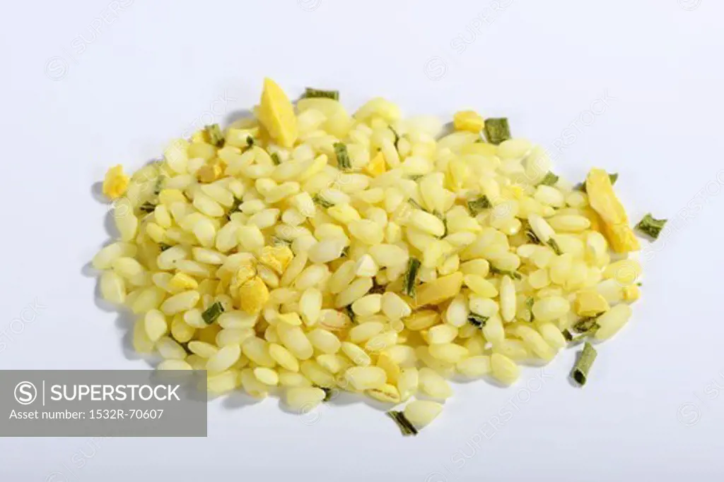 Vialone Nano risotto with almonds, lemon oil, turmeric and chives
