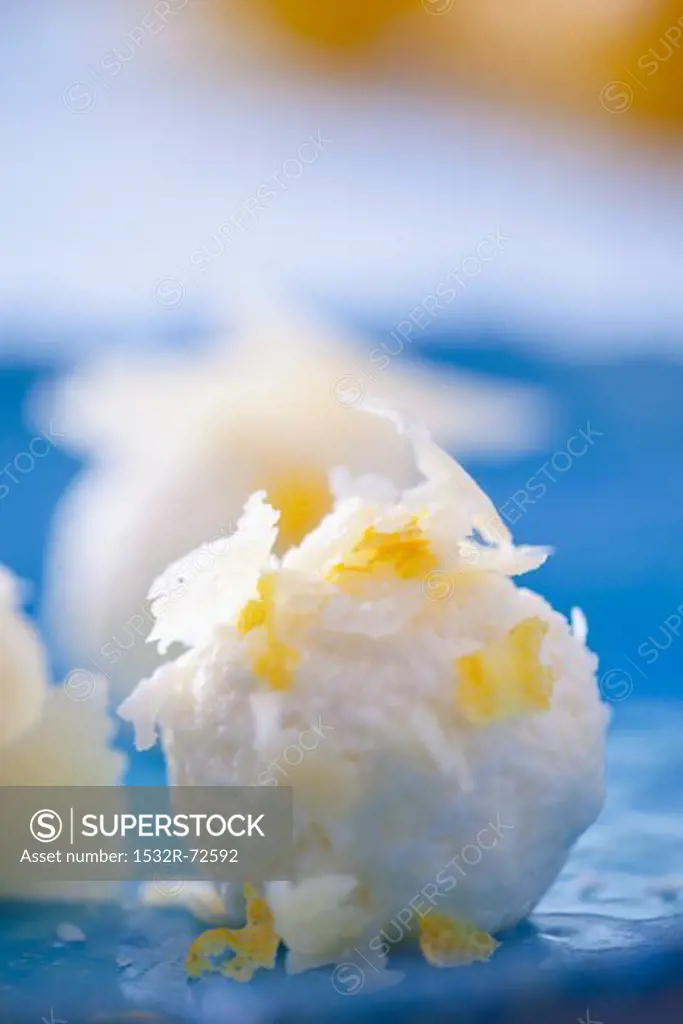 Cottage cheese balls with parmesan and lemon peel