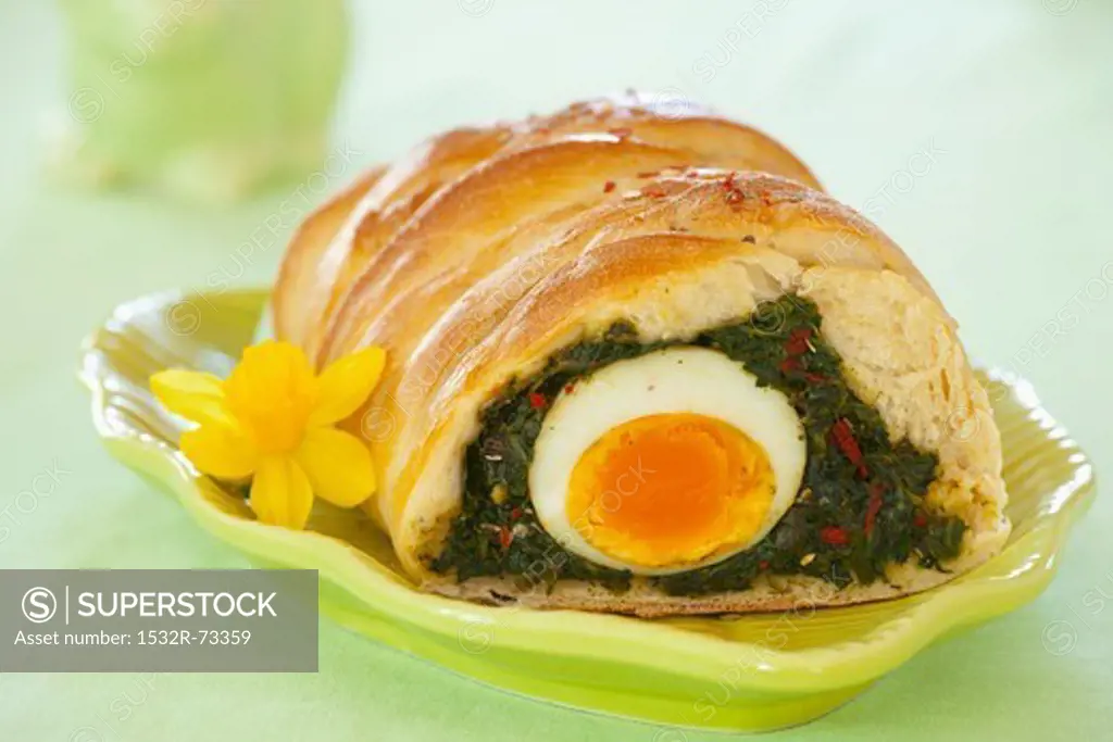 Kulebjak (pasty made with leavened dough, filled with spinach, peppers and a hard-boiled egg, Poland), 8/13/2013