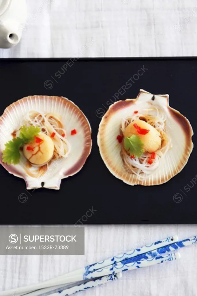 Steamed scallops, Asian style, 8/13/2013