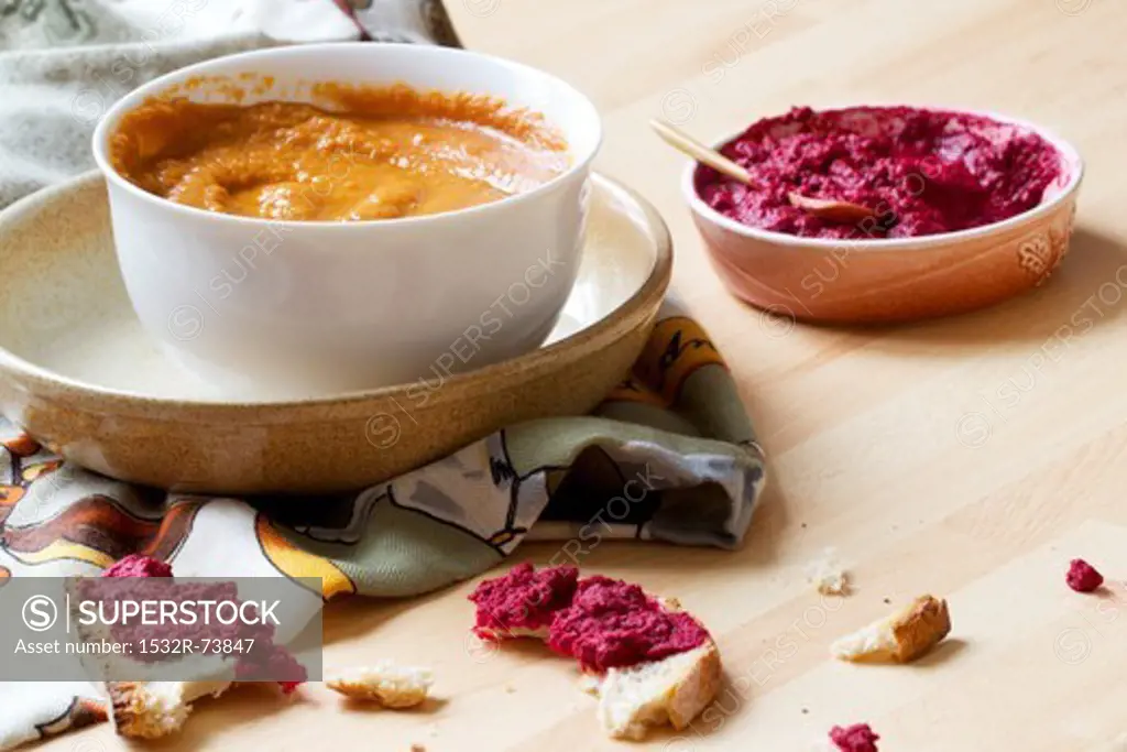 Carrot purée with tamari and peanuts, beetroot dip and pieces of white bread, 11/19/2013
