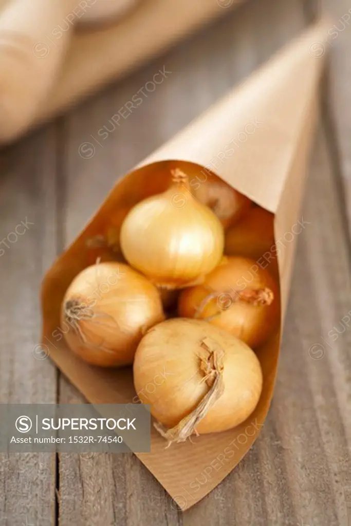 Silverskin onions (whole, with skin) in a paper cone, 9/10/2013