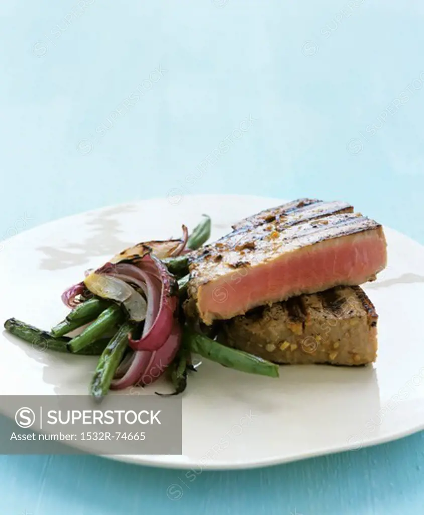 Tuna steak with green beans and red onions, 9/18/2013