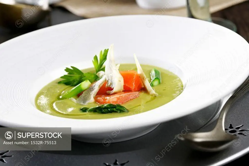 Creamed asparagus soup with salmon, 10/17/2013