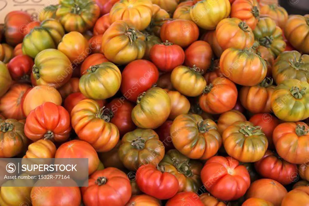 Lots of beefsteak tomatoes at the market, 12/3/2013