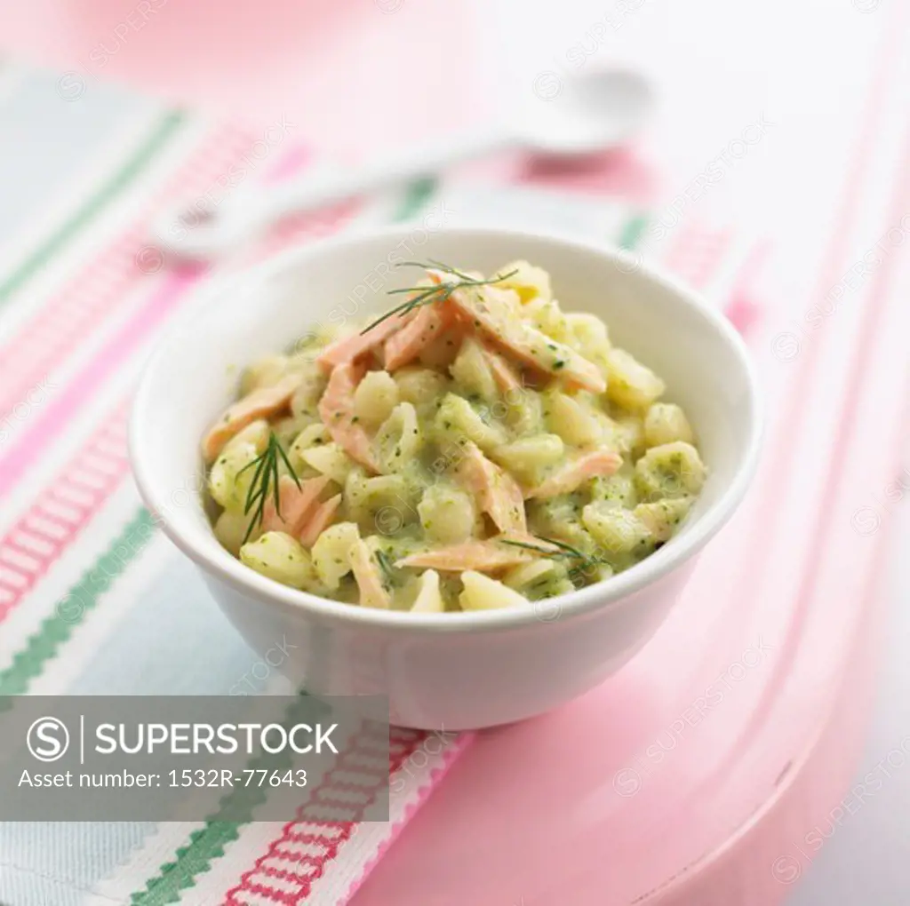 Pasta shells with strips of salmon in a broccoli sauce, 1/4/2014
