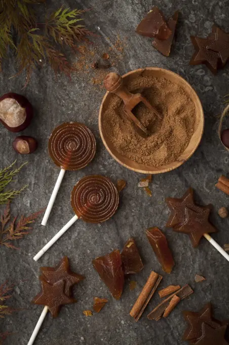 Toffee lollipops in an autumn setting