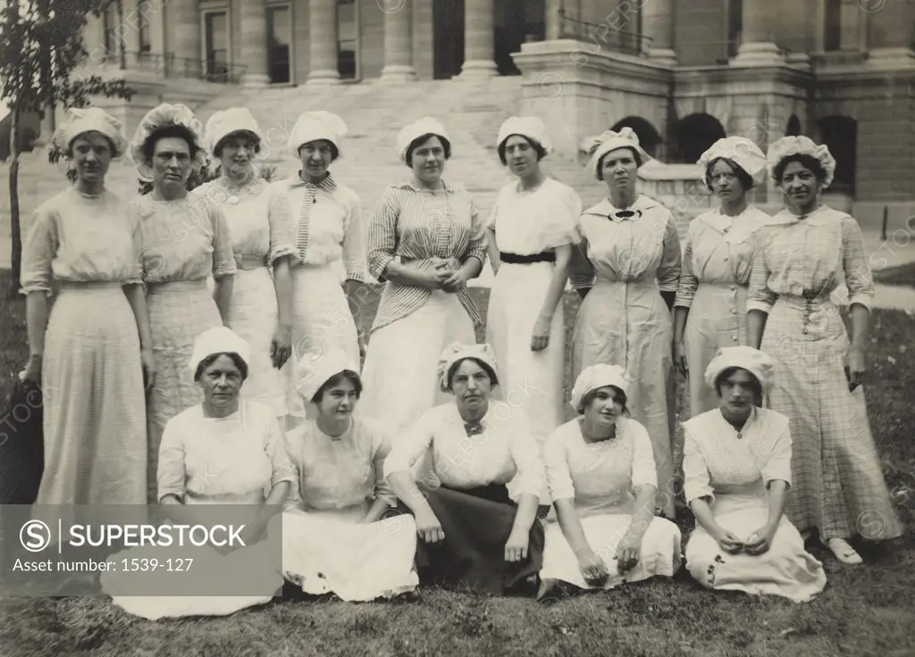 Portrait of a group of female nurses, 1910