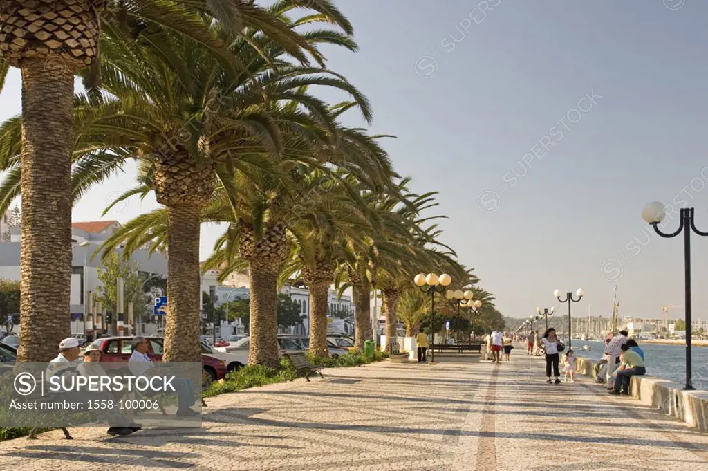 Portugal, Algarve, Lagos, marina,  Promenade, tourists,   Algarveküste, harbor, docks, harbor promenade, park, park, palms, pedestrians, passer-bys, r...