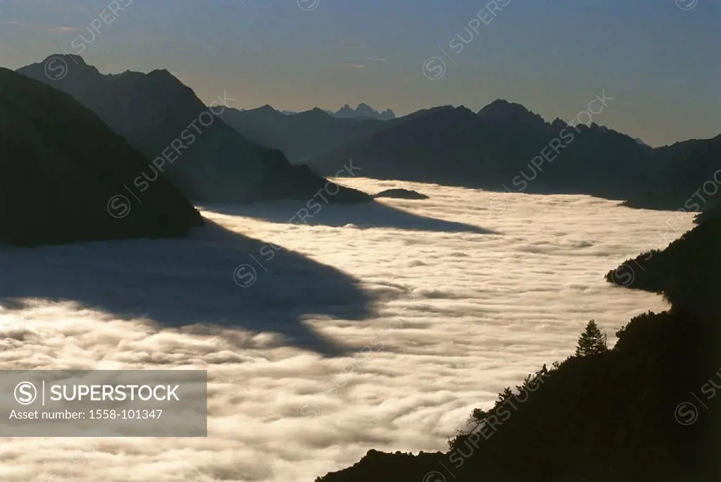 highland, fog sea, dusk,  Germany, Upper Bavaria, Graswangtal,   Southern Germany, Bavaria, alpine upland, Ammergauer Alps, mountains, highland, mount...