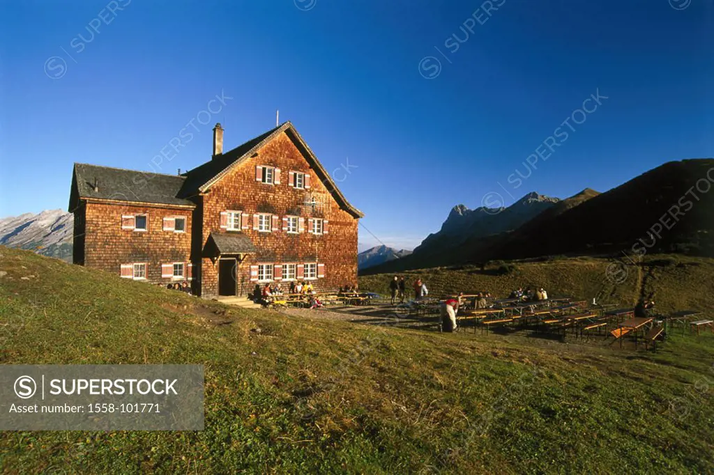 Austria, Tyrol, Karwendel, Falkenhütte,  Tourists, dusk,   Karwendel, cottage, mountain hut, alpine club cottage, housing, overnight stay possibility,...