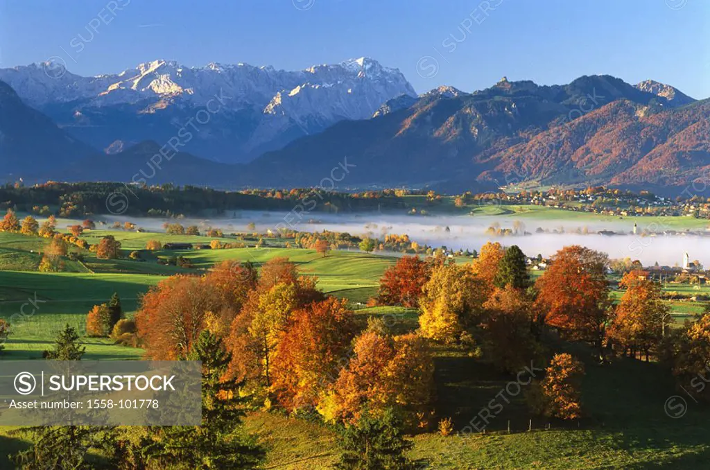 Germany, Bavaria, Murnau, mountains,  Autumn landscape,    Southern Germany, Upper Bavaria, Bavarian Alps, alpine upland, mountains, mountains, view, ...
