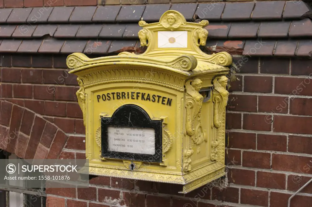 House wall, mailbox, nostalgic,    Germany, Mecklenburg-Western Pomerania, Altmarkkreis, saline dusters, wall, wall, post mailbox, nostalgic, old, his...