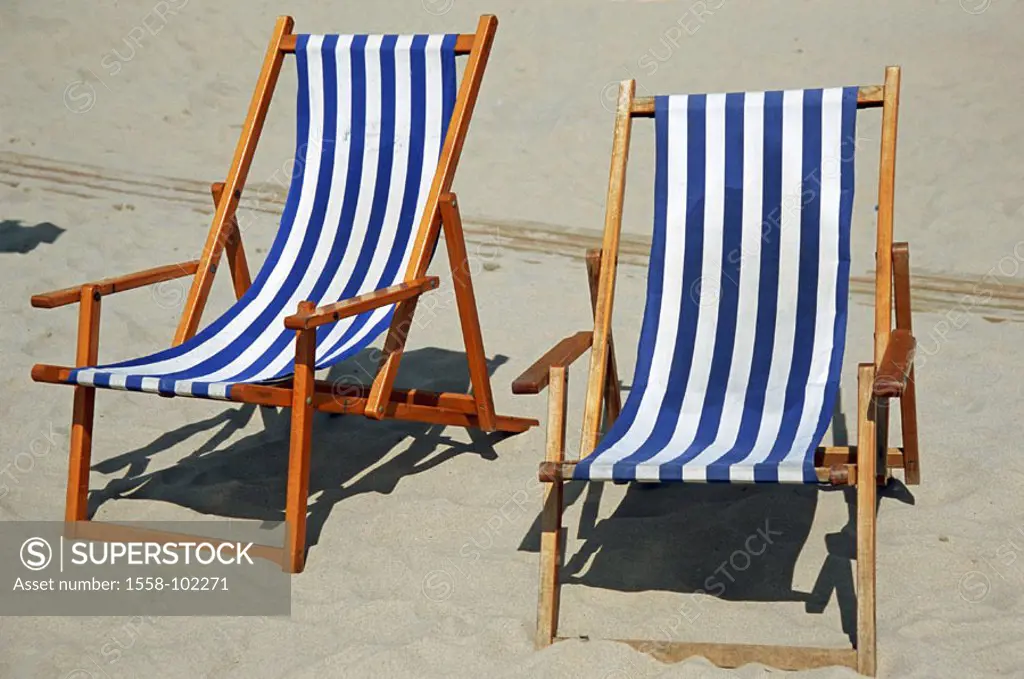 Sandy beach, deck chairs, empty,    Beach, beach, sun decumbences, sun chairs, blue-white, abandoned, human-empty, symbol, suns, sunbath, recuperation...