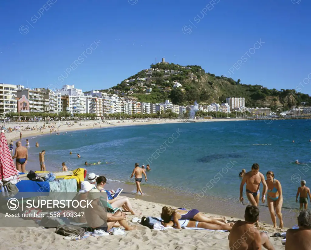 Spain, Costa brava, Lloret De Mar, skyline, sandy beach, swimmers, , Tourist center, cityscape, skyscrapers, hotels, beach, beach, tourists, relaxatio...