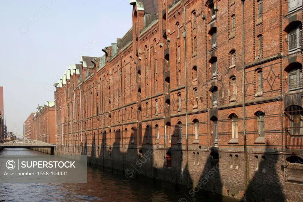 Germany, Hamburg, Speicherstadt, Detail, row of houses, river, bridge,   Northern Germany, Hanseatic town, free port, Häuserzeile, brick constructions...