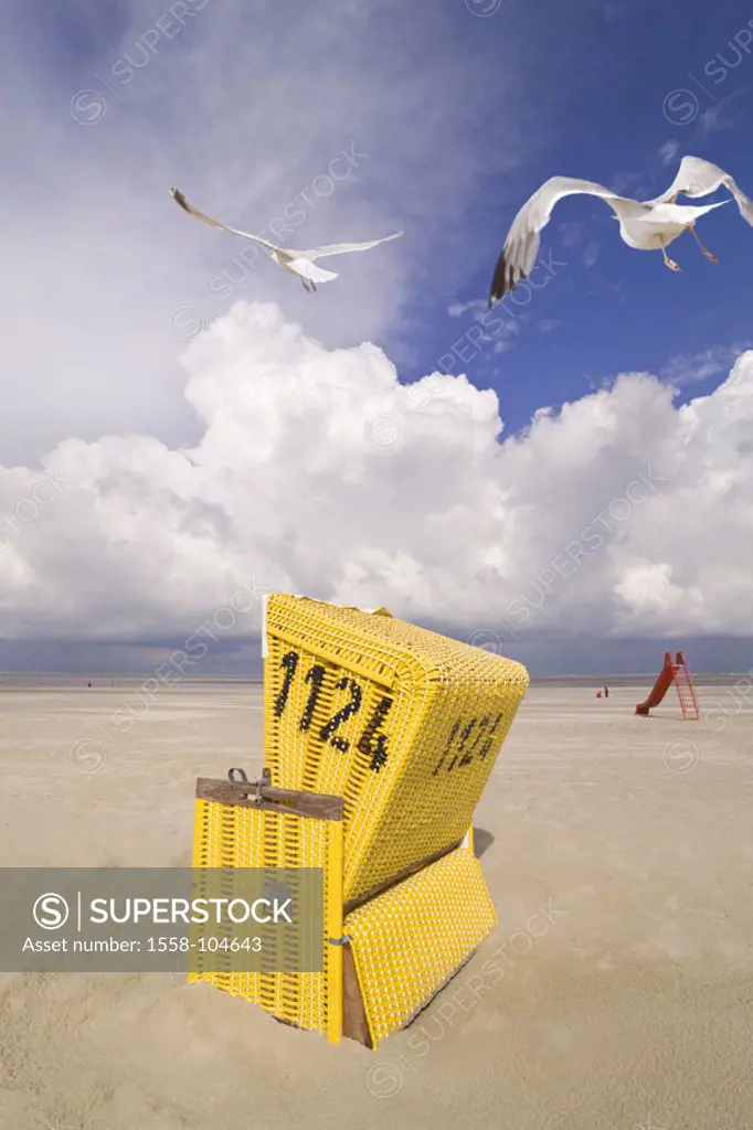 Wicker beach chair, seagulls, sandy beach, flie,  Sea,  M Series, vacation, beach vacation, bath vacation, leisure time, recuperation, relaxation, r...