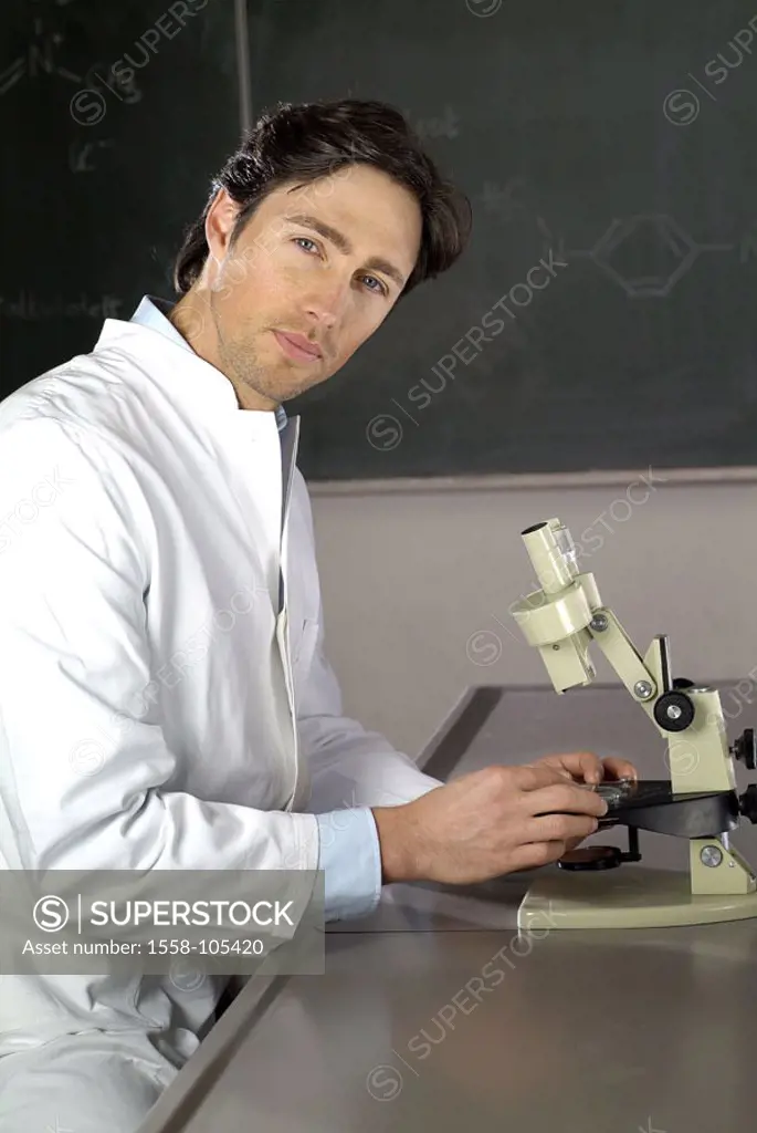 Man, microscope, Halbporträt,    Series, men´s portrait, 30-40 years, dark-haired, scientists, doctor, chemists, laboratory, laboratory test, test, ex...
