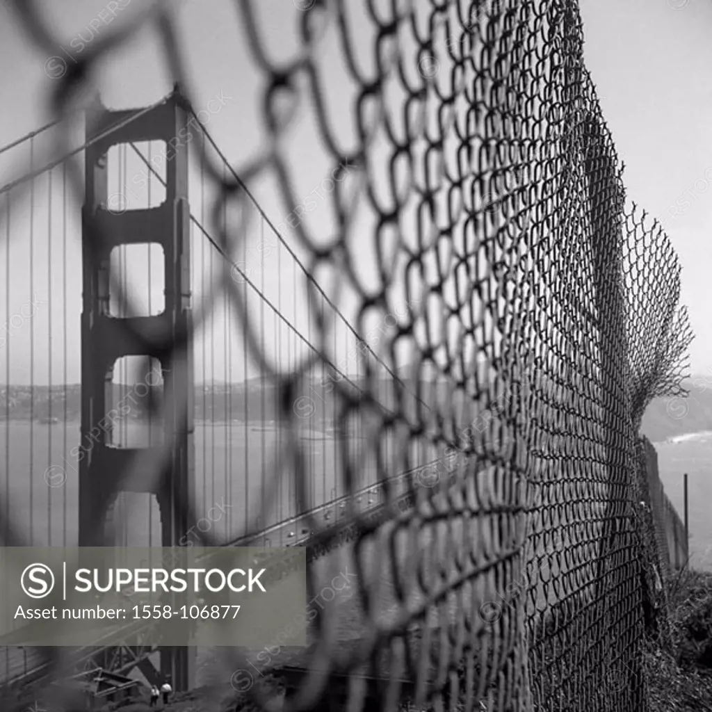 USA, California, San Francisco, golden Gate bridge fence detail s/w North America, United States of America, Marin Headlands, landmarks, sight, sea, S...